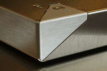 精密钣金折弯弯曲工艺中的决定因素有哪些？-中山九游j9网页版登录-九游j9(中国)